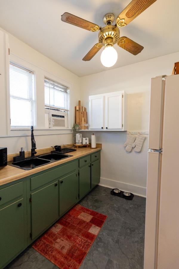 Historic Revival King Bed Midtown Memphis 68 Yes Pets Fast Wifi Free Parking Villa Екстериор снимка